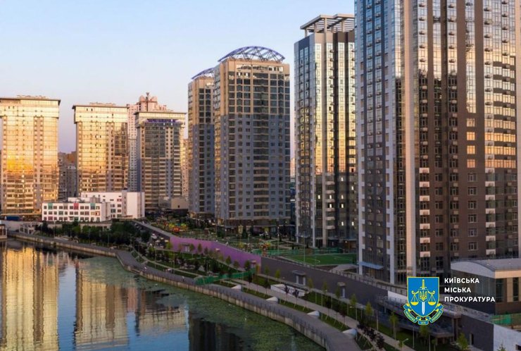 Набережную напротив River Mall должны открыть для всех киевлян