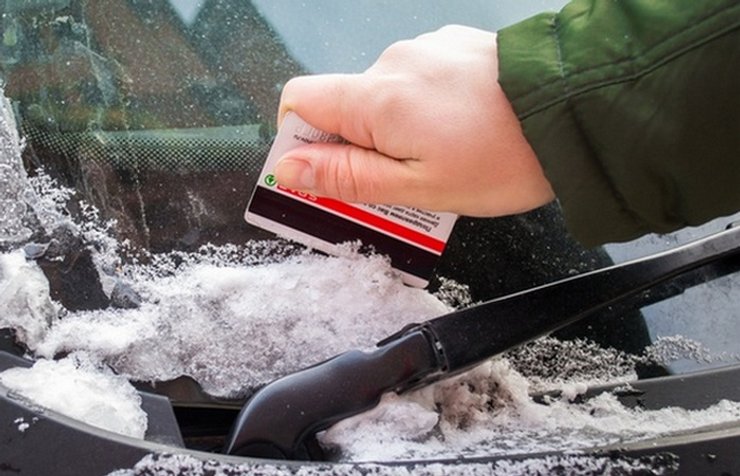 чистка скла авто, авто взимку, зимові лайфхаки