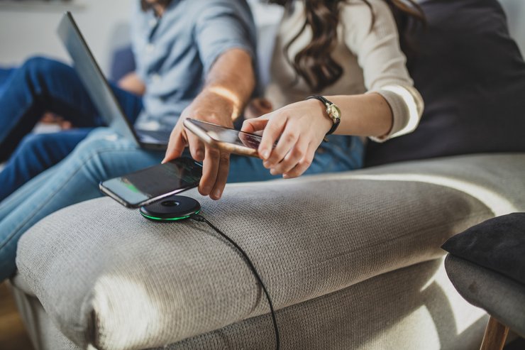 Смартфоны и беспроводная зарядка