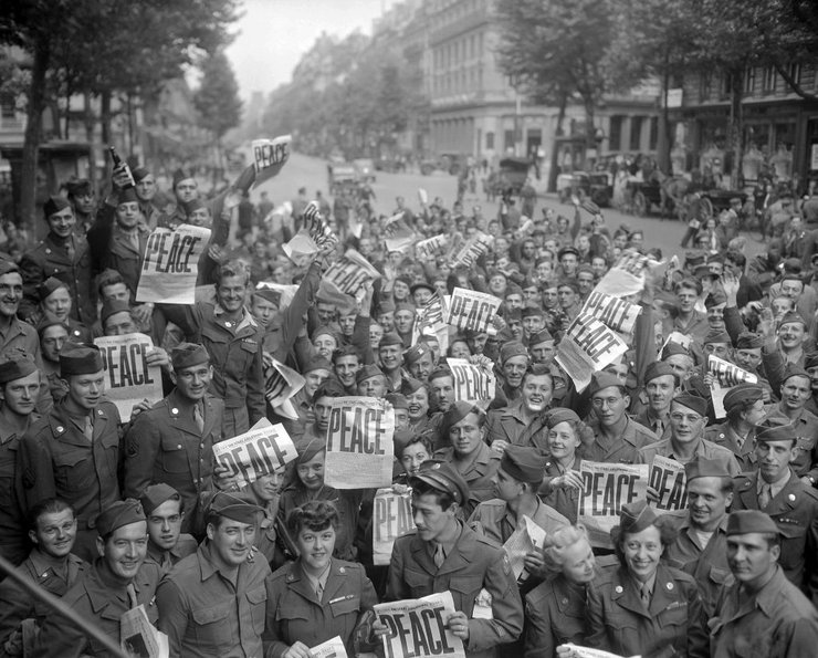 капитуляция японии, вторая мировая война, кто победил во второй мировой войне, когда закончилась вторая мировая война, почему капитулировала япония, император хирохито