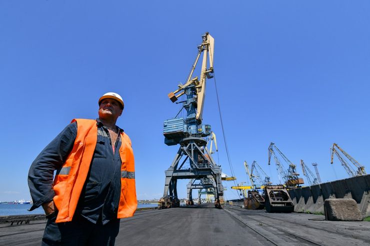 Український експорт, Український імпорт, експорт Дунаєм, чорне море,  експорт України, зовнішня торгівля,  експорт України статистика, логістичні шляхи, перевезення морем, імпорт з Китаю