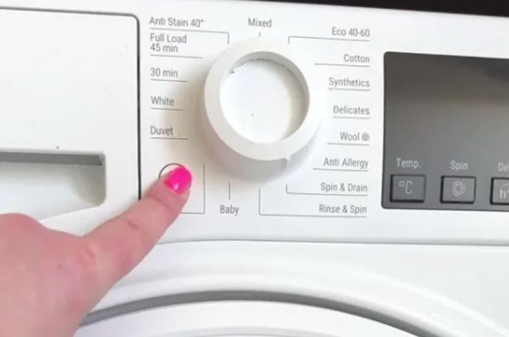 Секретна кнопка на пральній машині, лайфхаки, як прибирати, цікаві історії, поради домогосподарки