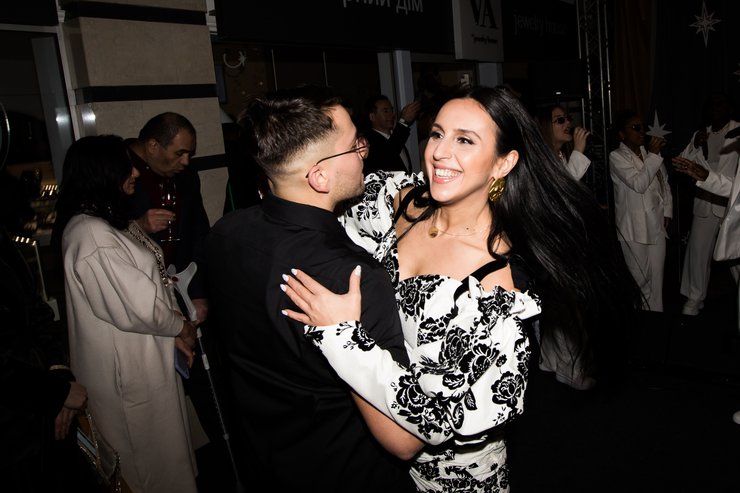 Джамала, Иван Фролов