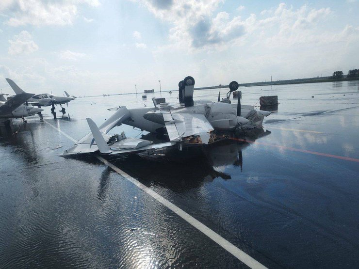 Зображення постраждалих літаків