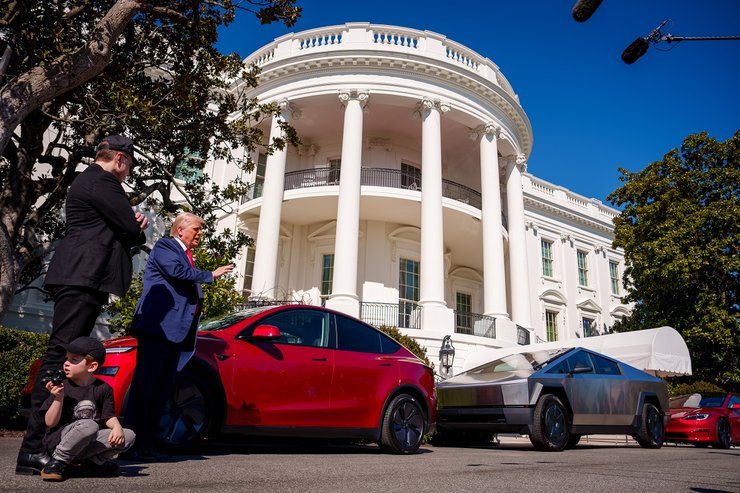 Дональд Трамп Илон Маск Тесла Белый дом