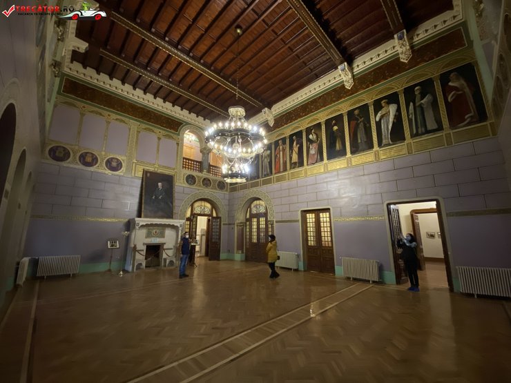 уенсдей, уенздей, Netflix, серіал, замок Кантакузіно, замок у румунії, румунія, замок, дженна ортега