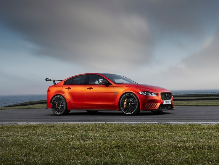 Jaguar XE, Jaguar XE SV Project 8, Jaguar XE SV, седан Jaguar
