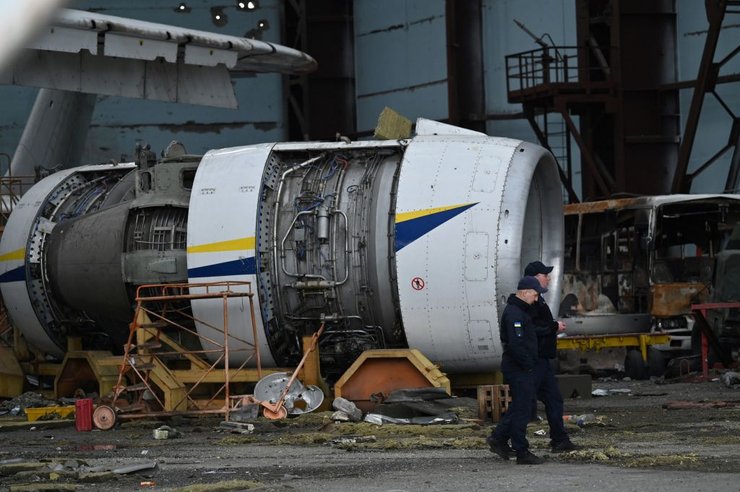 Самолет Мрия