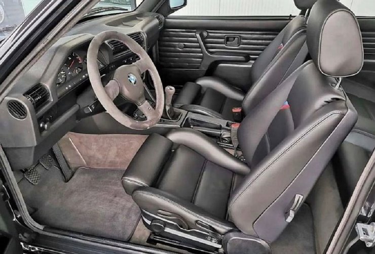 BMW M3 E30 в Украине