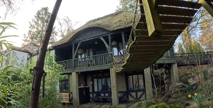 заброшенный особняк бристоль