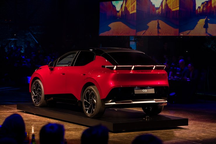 новый Lynk&Co 02, кроссовер Lynk&Co, электромобиль Lynk&Co