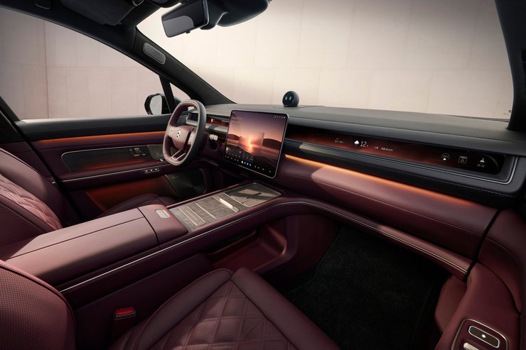 Салон Nio ES8 2025