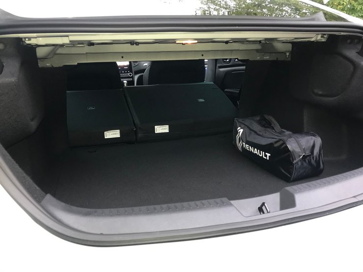 багажник Renault Megane 2021 седан