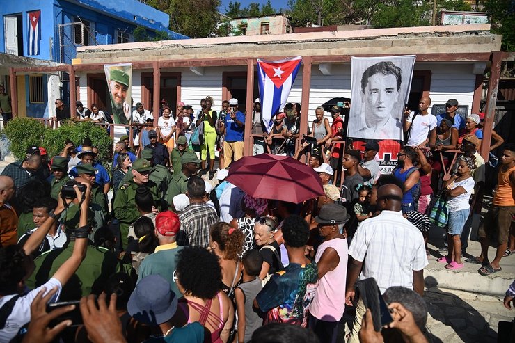 Мігель Діас-Канель куба народ