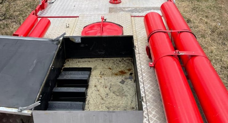 угнанный и разграбленный в Украине пожарный МАЗ, угнанные авто, спецтехника, пожарный транспорт