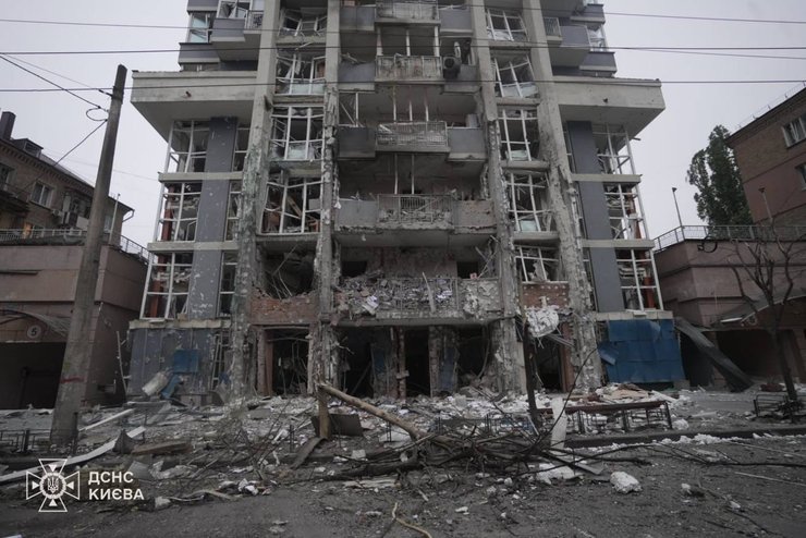 Наслідки обстрілу столиці 25 травня