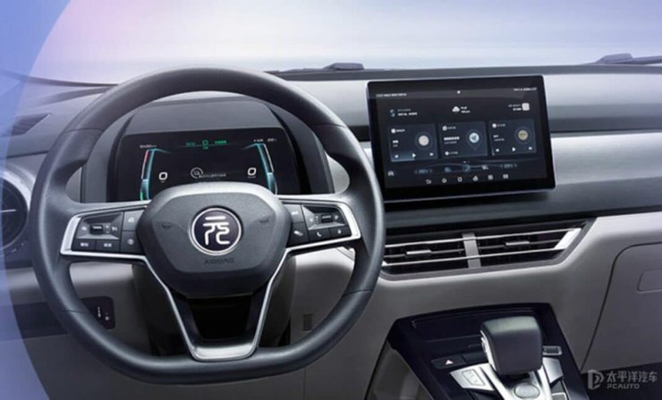 Электромобиль BYD Yuan Pro, BYD Yuan Pro, новый BYD, электромобиль BYD, китайский клон Ford