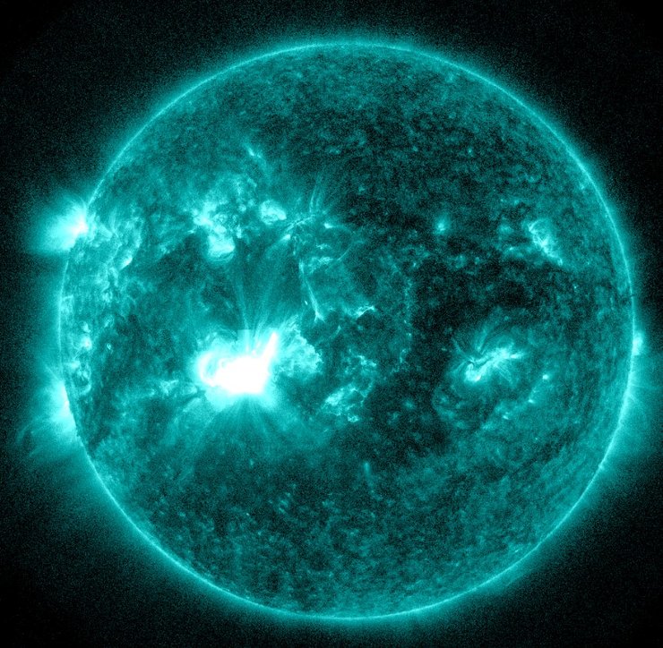 Сонце спалах спалах корональний викид маси