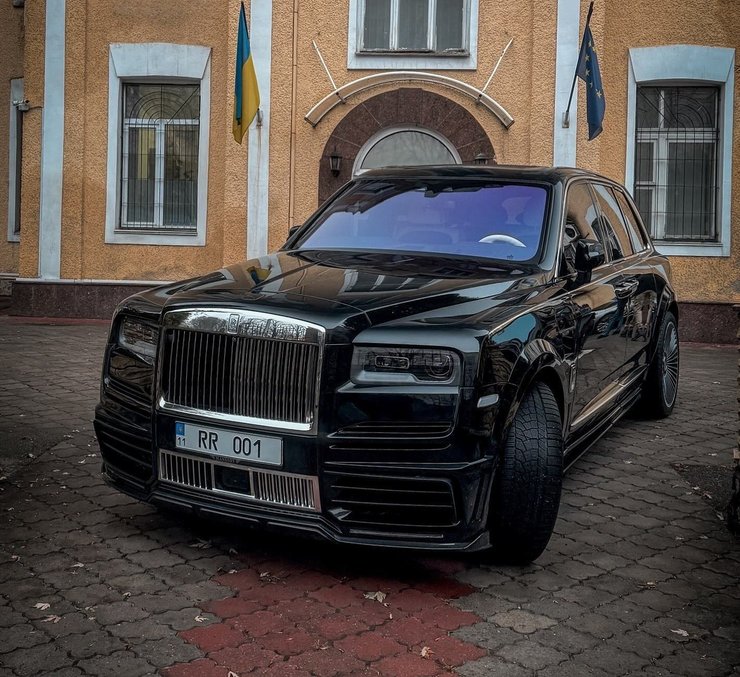 Rolls-Royce Cullinan Mansory, елітні авто, найдорожчі авто в Україні
