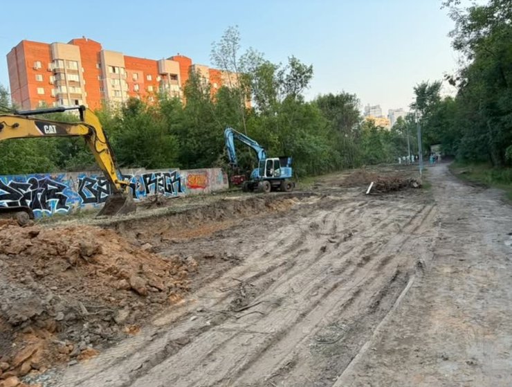 скриншот поста о ширине вырубки деревьев на Теремках