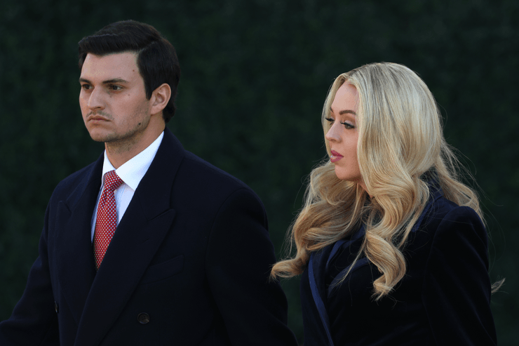 Тиффани Трамп с мужем