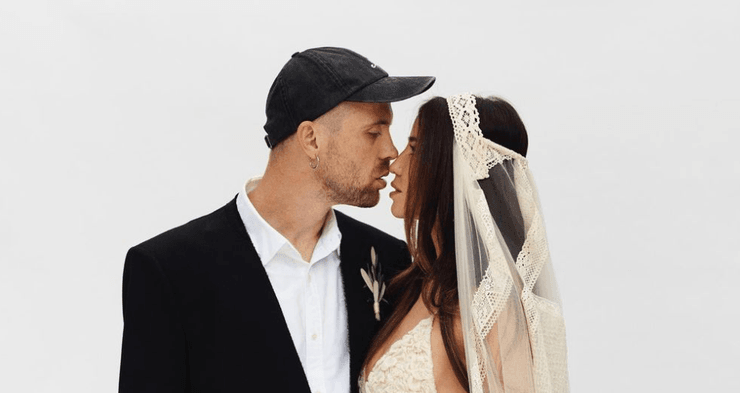 Весілля Наді Дорофєєвої та Міші Кацуріна