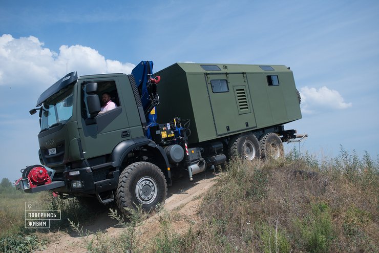 Мобильные СТО, передвижные ремонтные станции, Iveco 6X6, ремонт Hummer, авто для ВСУ, ремонт техники ВСУ