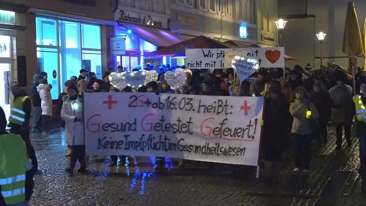 Баузен, митинг, ограничения, медицинский, маски