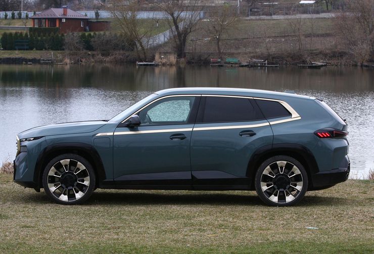 новий BMW XM, BMW XM 2024, BMW XM, кросовер BMW