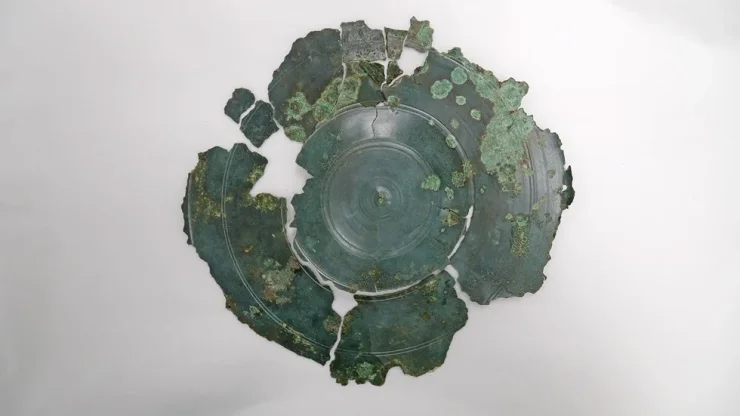 медная миска артефакт