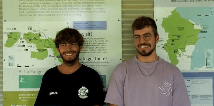 Туристы застряли в глуши, Австралия, туристы, ошибка туристов, потерялись в лесу, застряла машина, убежище, выживали в лесу