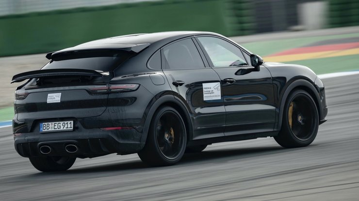 Porsche Cayenne Turbo S Coupe