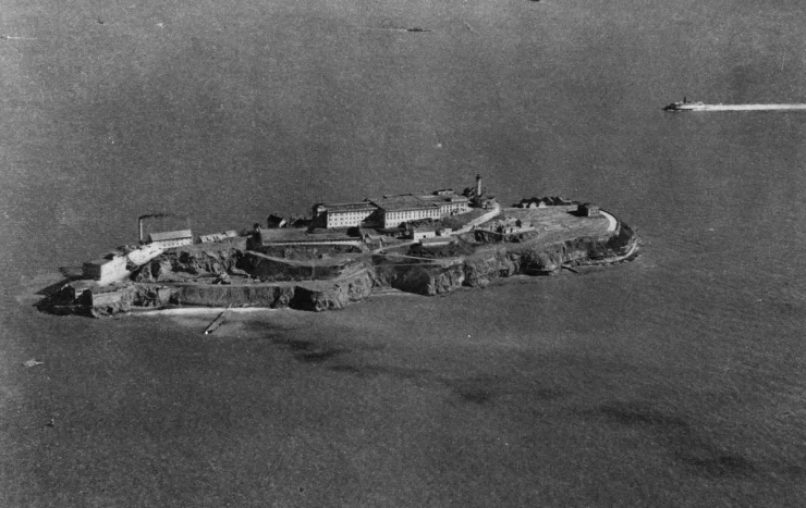 алькатрас остров тюрьма