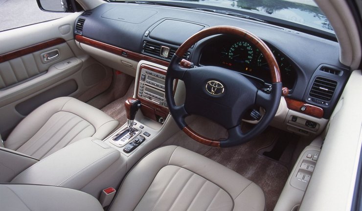 салон Toyota Origin 2000, Toyota Origin, седан Toyota, седан Toyota, Toyota Crown