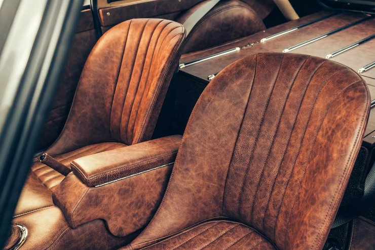 салон MG B, MG B GT, новый MG B, купе MG B