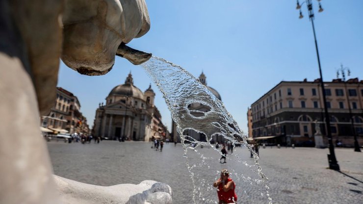 В ЕС говорят, что Украина получит деньги несмотря на блокаду Венгрии и Словакии