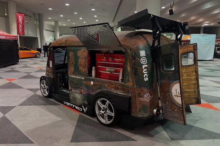 фургон кафе, фургон International, закусочная на колесах, передвижная закусочная,