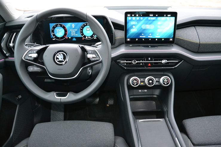 салон Skoda Kodiaq, новый Skoda Kodiaq, Skoda Kodiaq 2024, кроссовер Skoda, Skoda Kodiaq в Украине