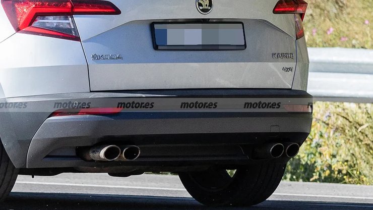 Skoda Karoq RS 2024, Skoda Karoq, новый Skoda Karoq, новый Skoda Karoq, кроссовер Skoda