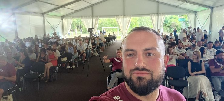 съезд зе молодежки