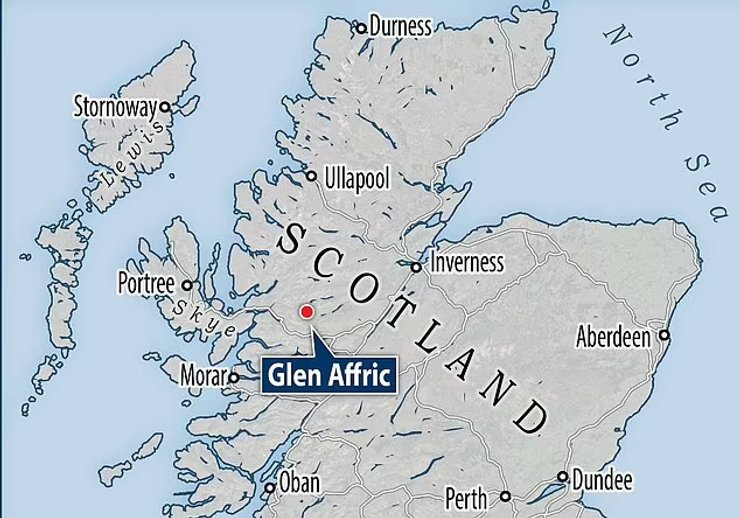 тартан, найстаріший тартан, болото, шотландія, кольори тартану, тканина, археологи, знахідки, стародавні тканини