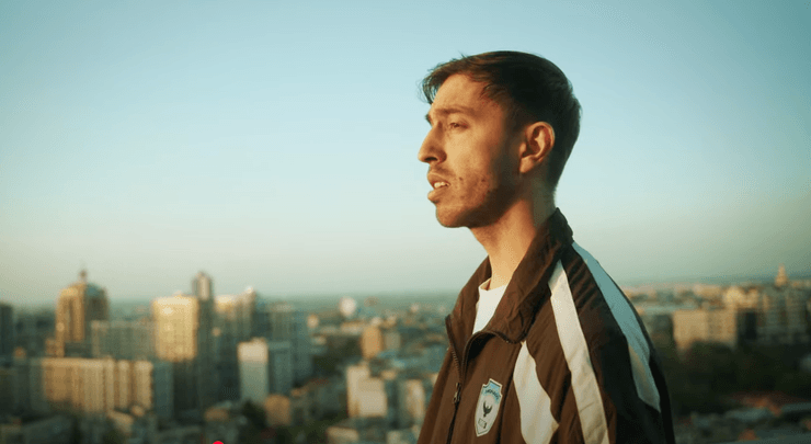 Иван Люленов в новом клипе