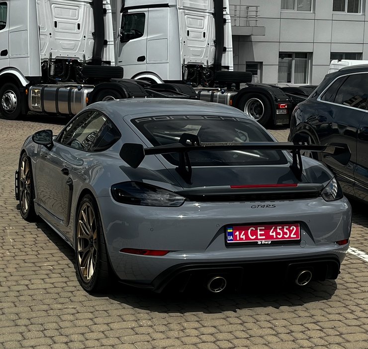 Porsche 718 Cayman GT4 RS