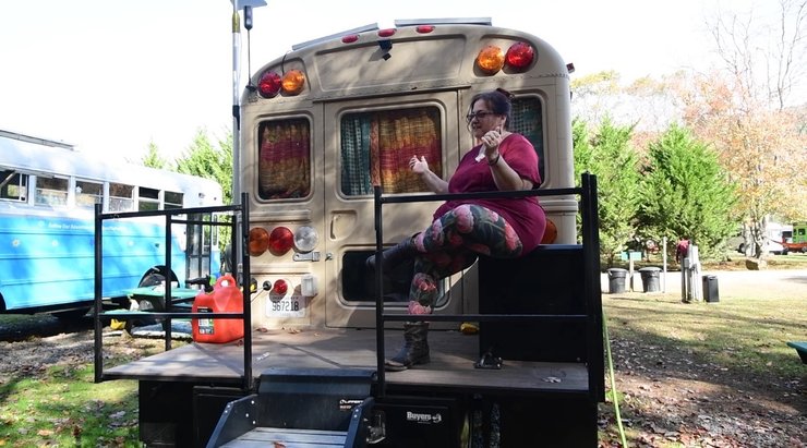 Автобудинок