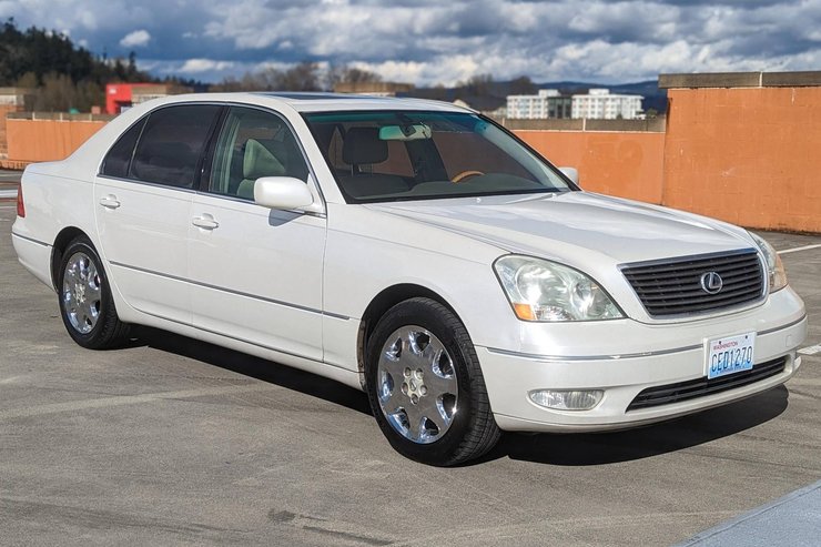Lexus LS
