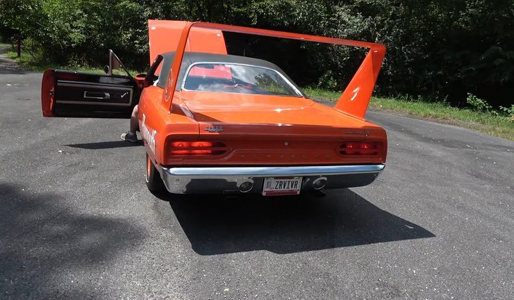 Plymouth Superbird 1970, Plymouth Road Runner, капсула времени