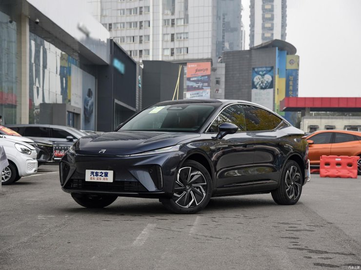 Електромобілі Rising Auto, Rising Auto, Rising Auto R7, Rising Auto F7