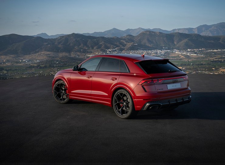 Audi RS Q8, новый Audi RS Q8, кроссовер Audi