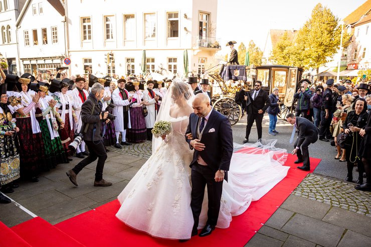 Олександр Шаумбург Ліппе, Махкамов Наваб, піаністка, іранська піаністка, весілля, германію, Бюккебург, німецький князь