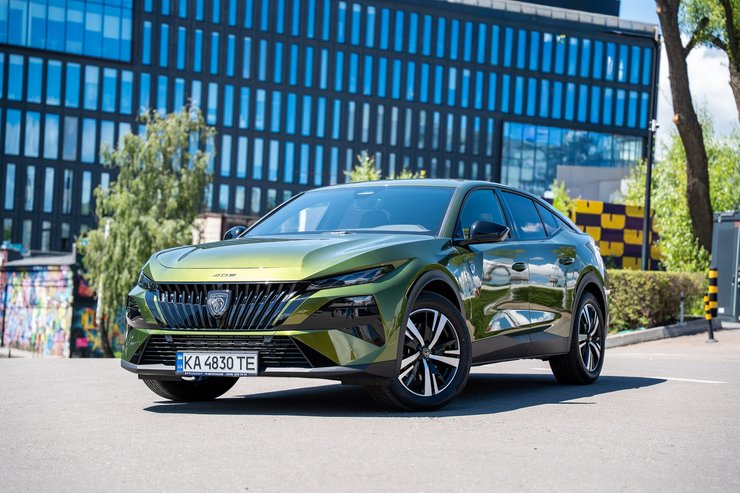 новый Peugeot 408